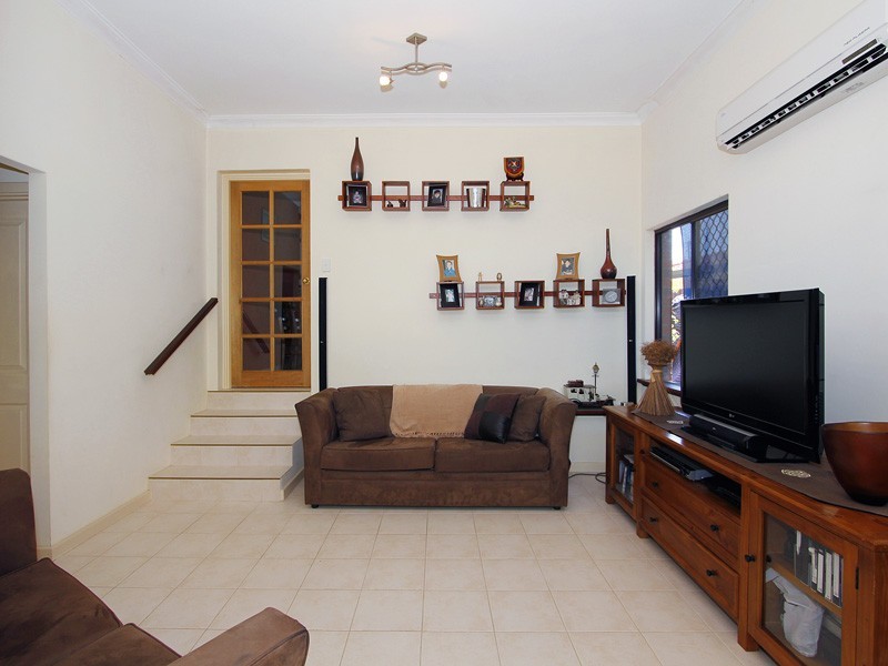 7 Trevithick Close, Stirling WA 6021