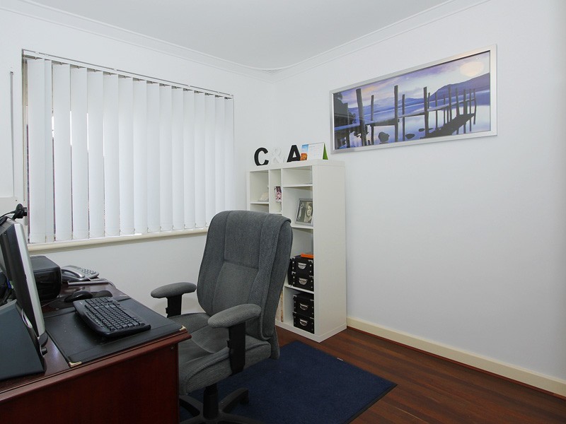 7 Trevithick Close, Stirling WA 6021