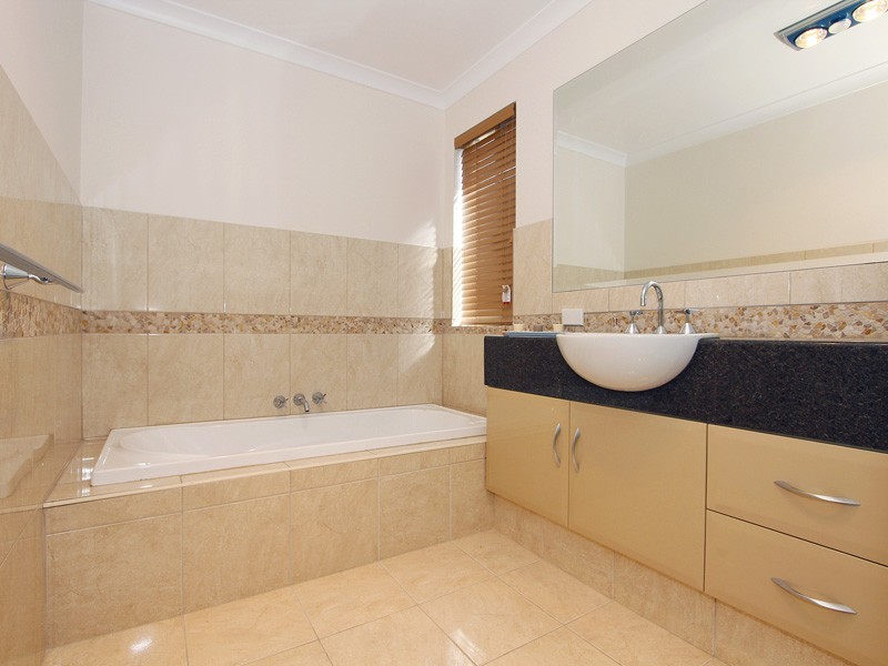 19c Coolham Way, Balga WA 6061