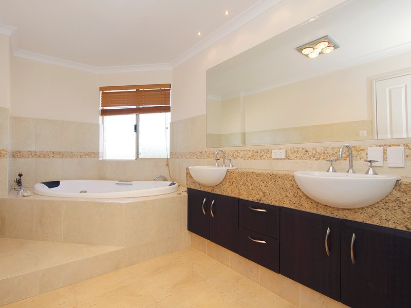 19c Coolham Way, Balga WA 6061