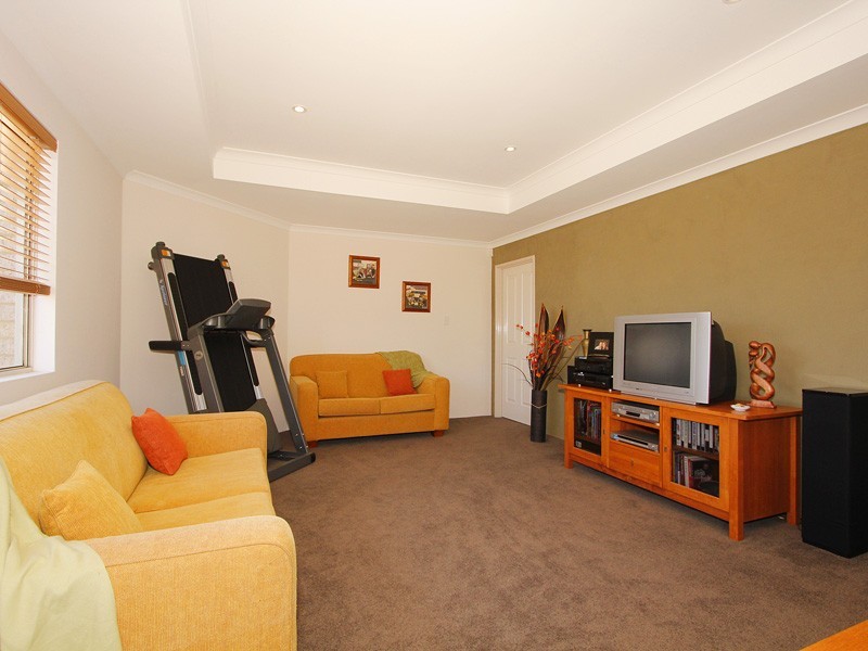 19c Coolham Way, Balga WA 6061