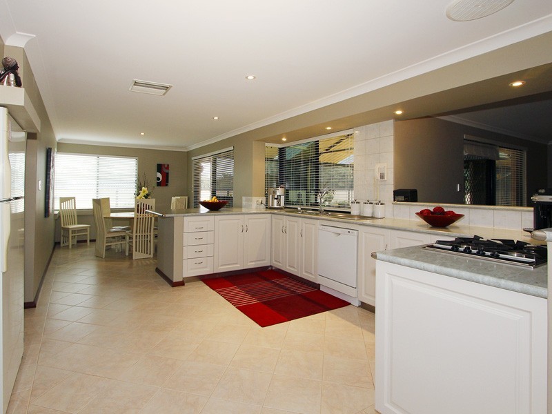 23 Felgate Place, Warwick WA 6024