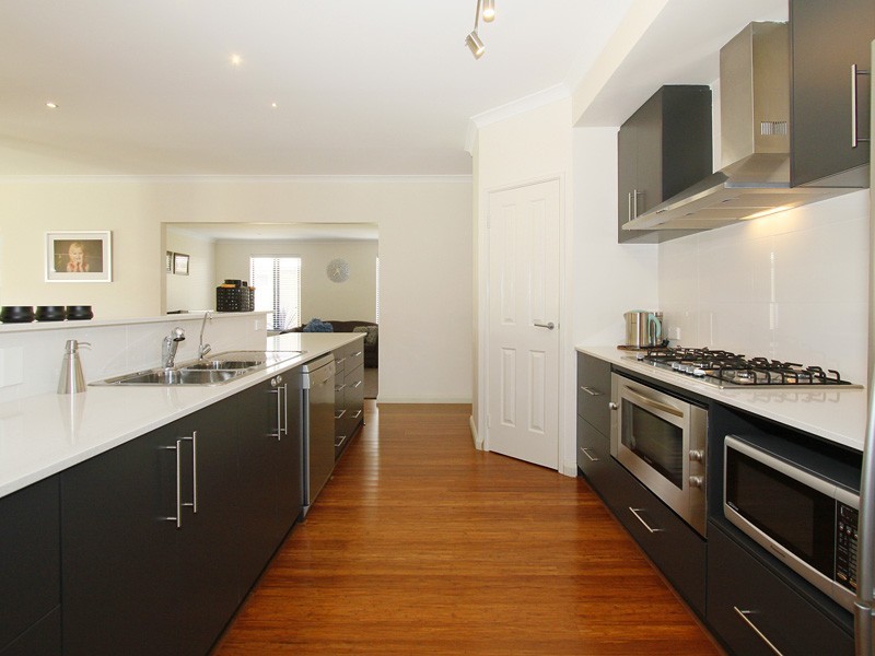 44 Concord Terrace, Atwell WA 6164