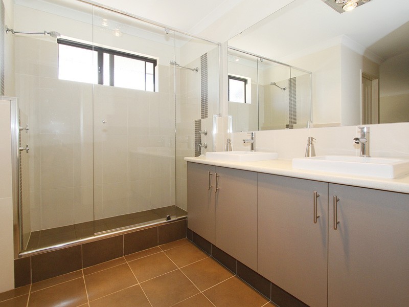 44 Concord Terrace, Atwell WA 6164