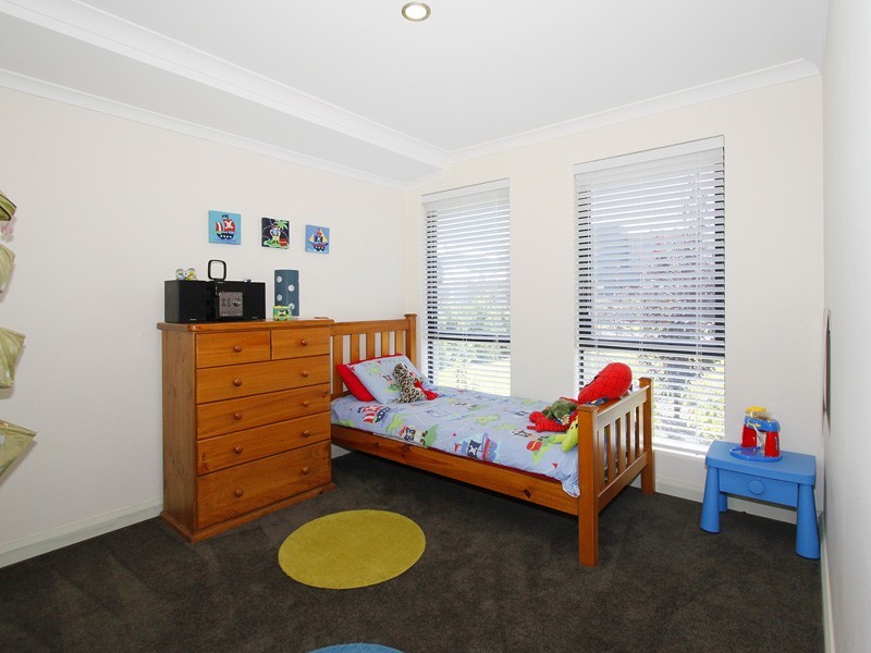 44 Concord Terrace, Atwell WA 6164