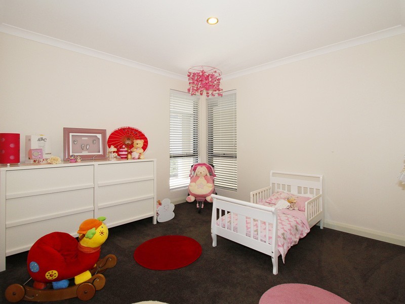 44 Concord Terrace, Atwell WA 6164