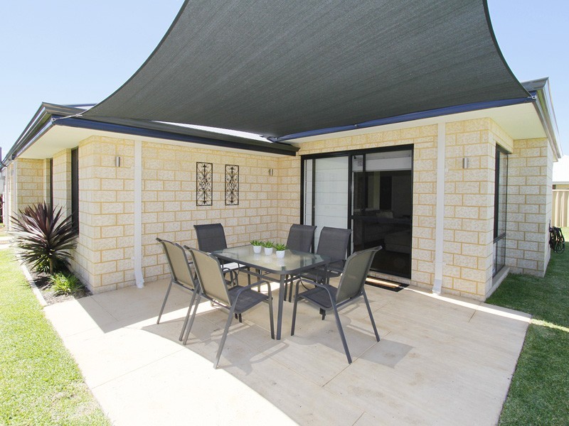 44 Concord Terrace, Atwell WA 6164