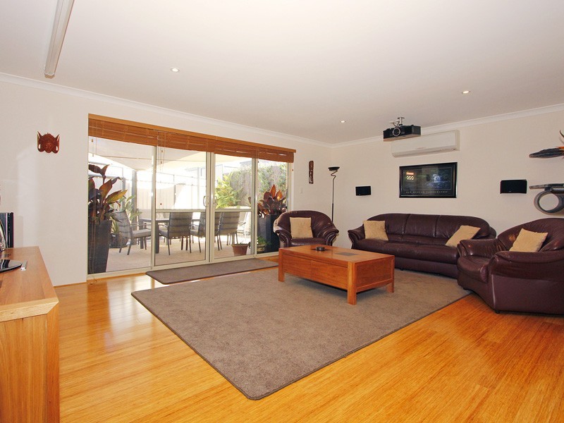 19c Coolham Way, Balga WA 6061