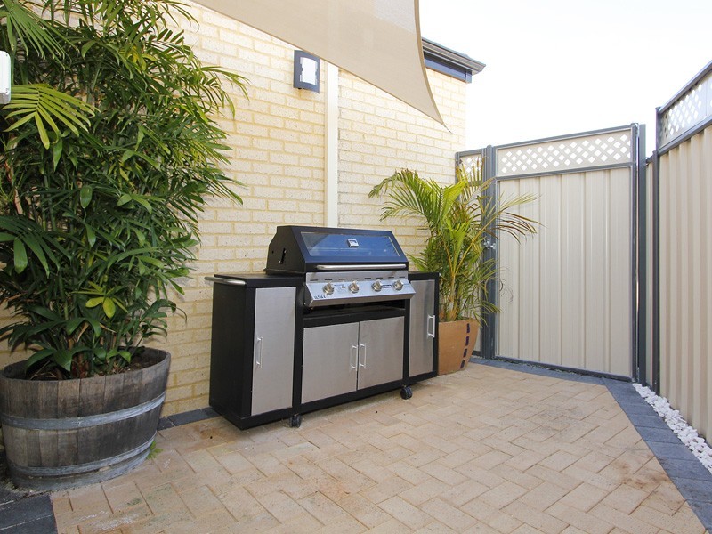 19c Coolham Way, Balga WA 6061