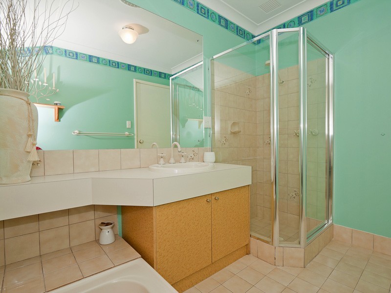8 Jury Close, Ocean Reef WA 6027