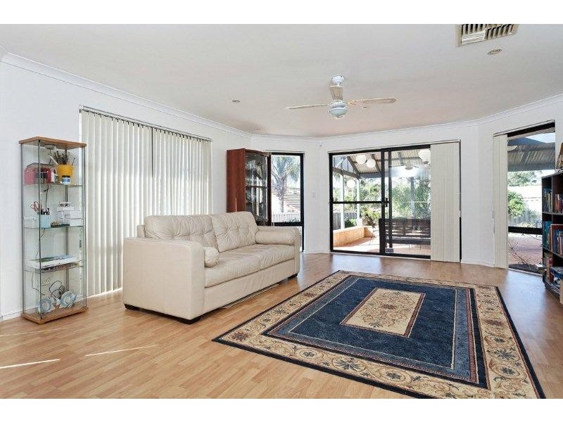 9 Kirby Street, Willagee WA 6156