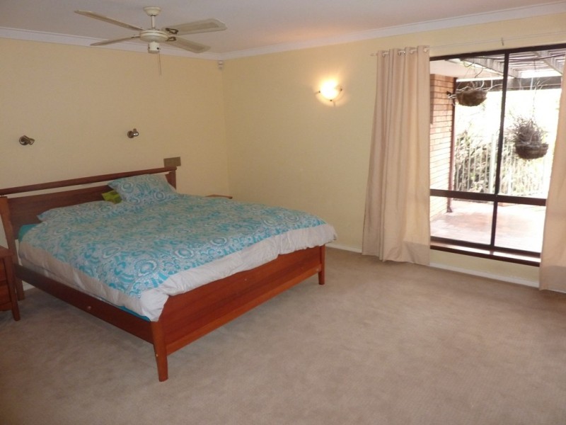 11 Jury Close, Ocean Reef WA 6027