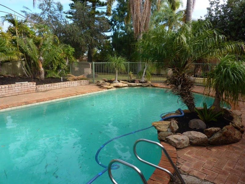 11 Jury Close, Ocean Reef WA 6027