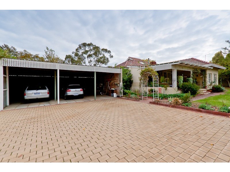 116 Chittering Road, Bullsbrook WA 6084