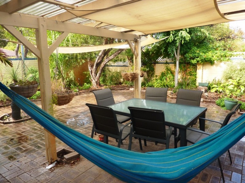 27a Hutchings Way, Kardinya WA 6163