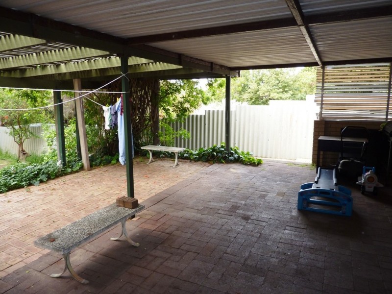 6 Sparkes Court, Girrawheen WA 6064