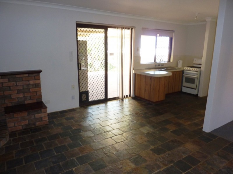 75 Treetop Avenue, Edgewater WA 6027