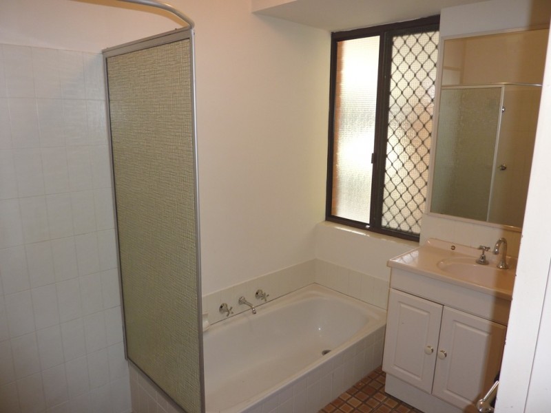 75 Treetop Avenue, Edgewater WA 6027