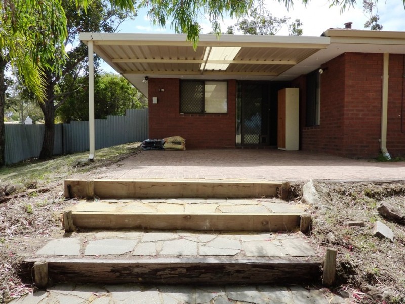 75 Treetop Avenue, Edgewater WA 6027