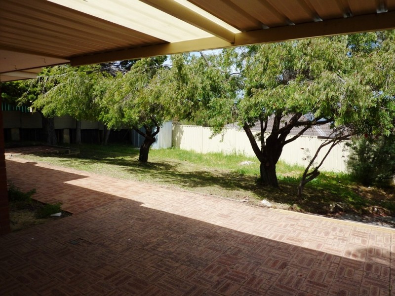 75 Treetop Avenue, Edgewater WA 6027