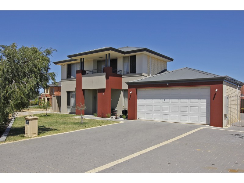 15 Granich Gardens, Woodlands WA 6018