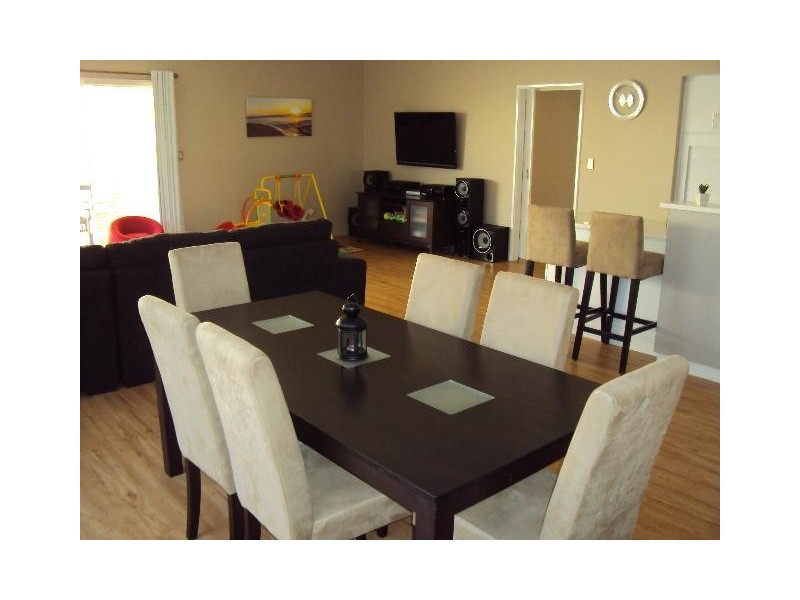 93 Waldburg Drive, Tapping WA 6065