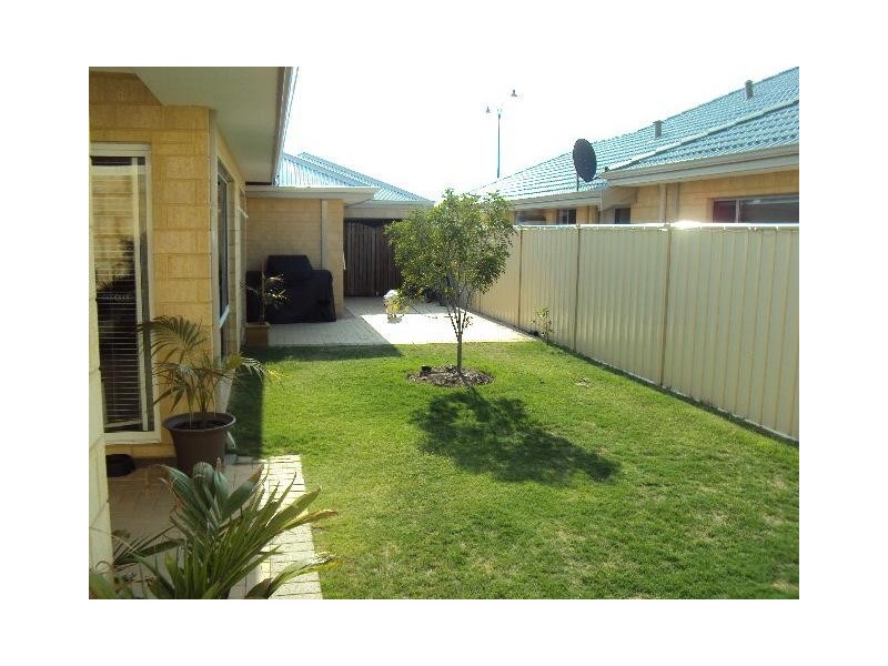 93 Waldburg Drive, Tapping WA 6065