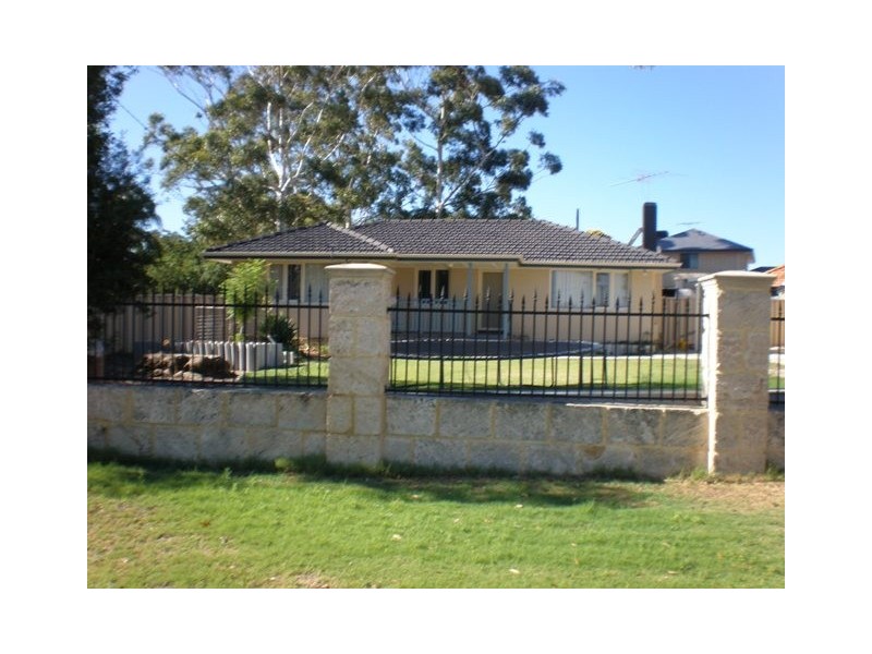 18 Burdham Way, Balga WA 6061