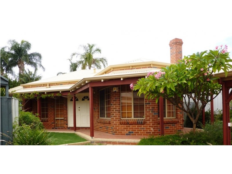 9 Sentry Close, Woodvale WA 6026