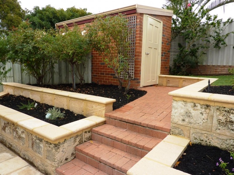 9 Sentry Close, Woodvale WA 6026