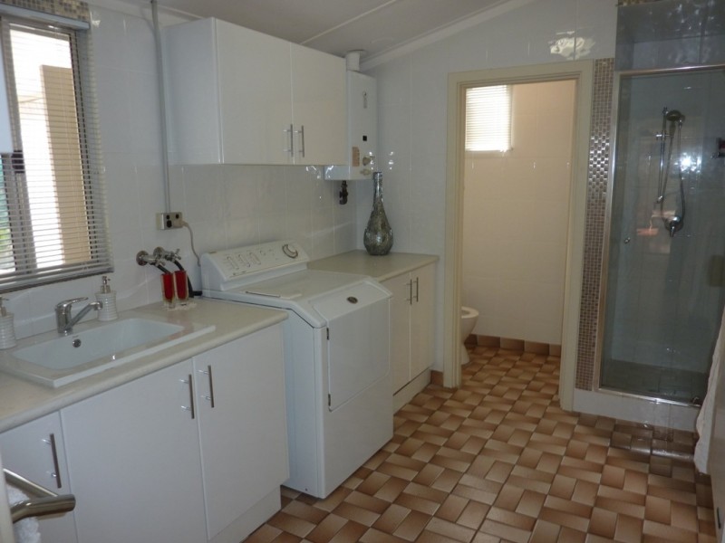 17 Jarvis  Street, Hilton WA 6163