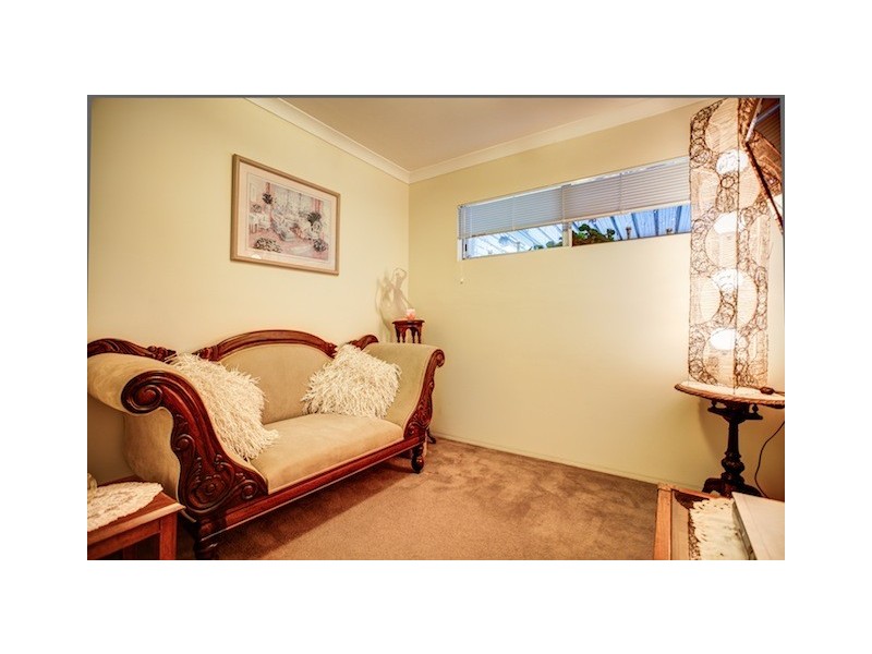 17 Jarvis  Street, Hilton WA 6163