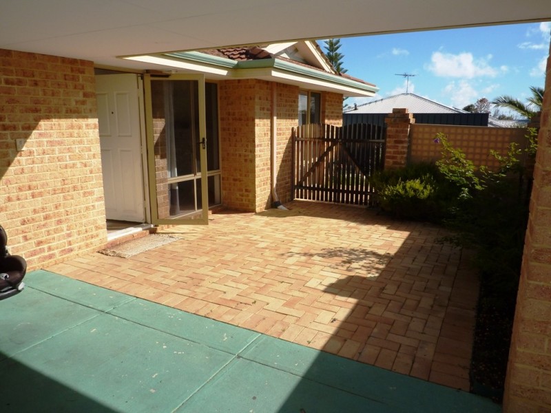 4 Burra Court, Clarkson WA 6030