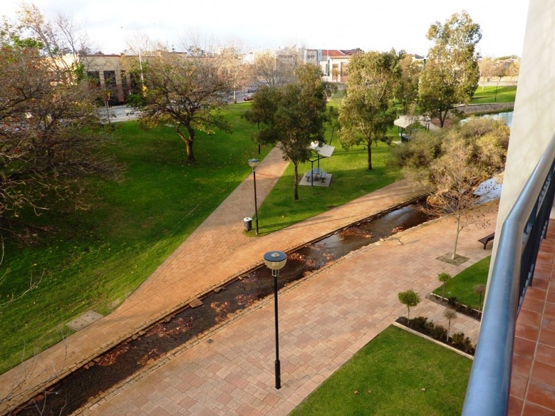 22/32 Eastbrook Terrace, East Perth WA 6004