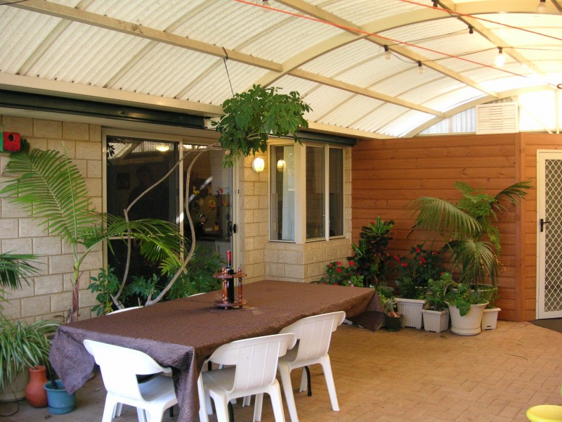 15 Guadalupe Drive, Ballajura WA 6066