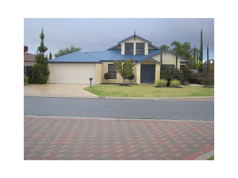 18 Domeney Place, Landsdale WA 6065