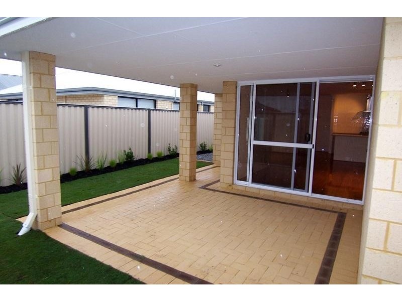 198 Gaebler Road, Aubin Grove WA 6164