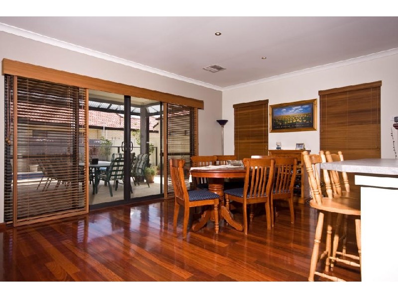 34 Talia Drive, Stirling WA 6021