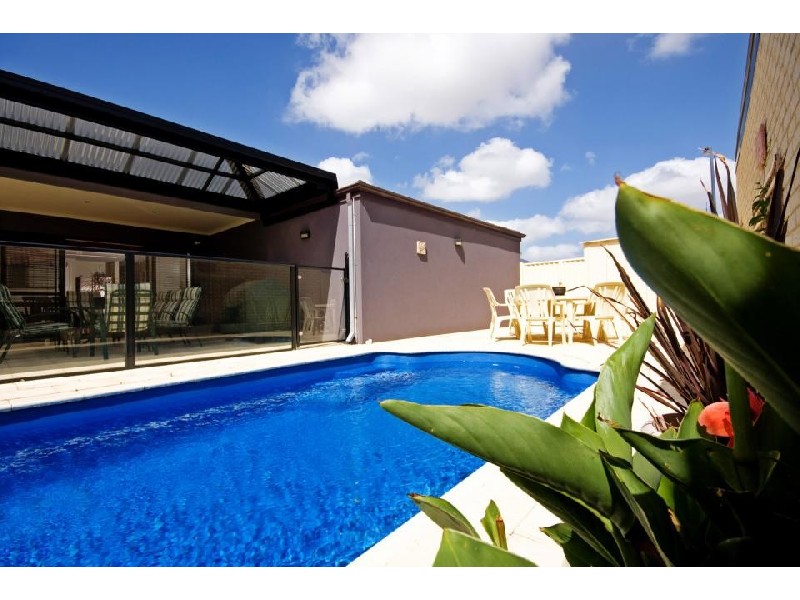 34 Talia Drive, Stirling WA 6021