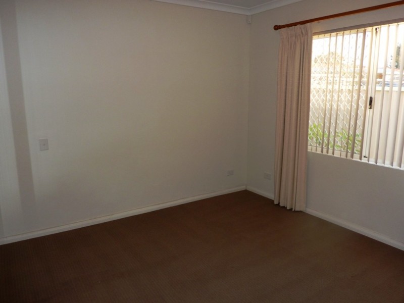 10B Lindfield Street, Westminster WA 6061