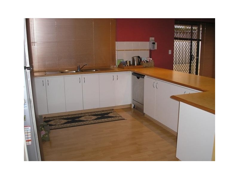 33 Fenchurch, Alexander Heights WA 6064