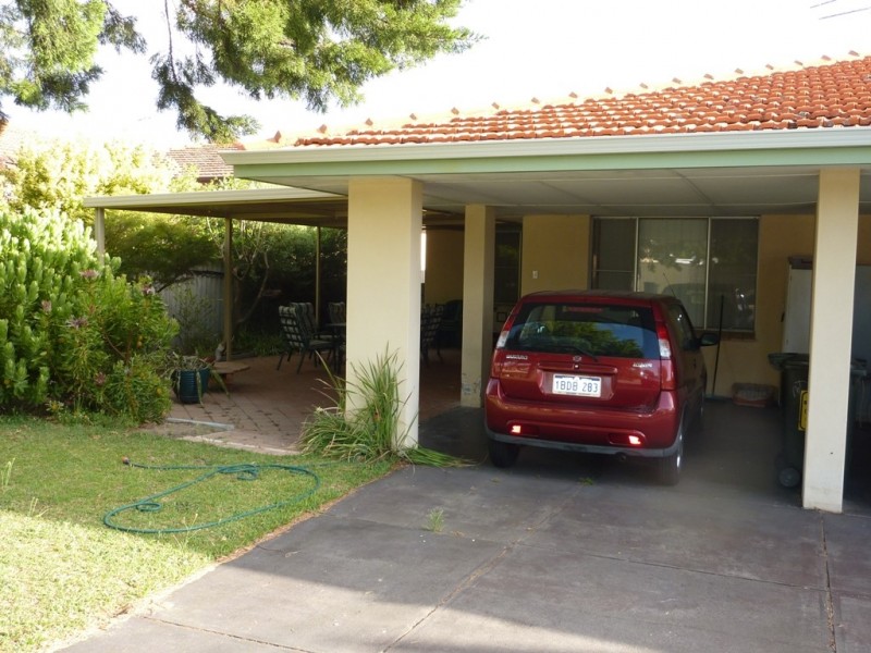 60B Wilkie Street, Stirling WA 6021