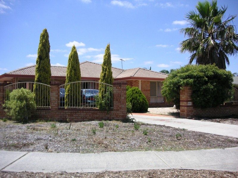 119 Kingfisher Avenue, Ballajura WA 6066
