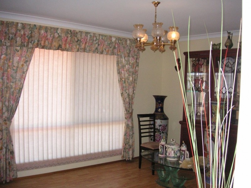 119 Kingfisher Avenue, Ballajura WA 6066