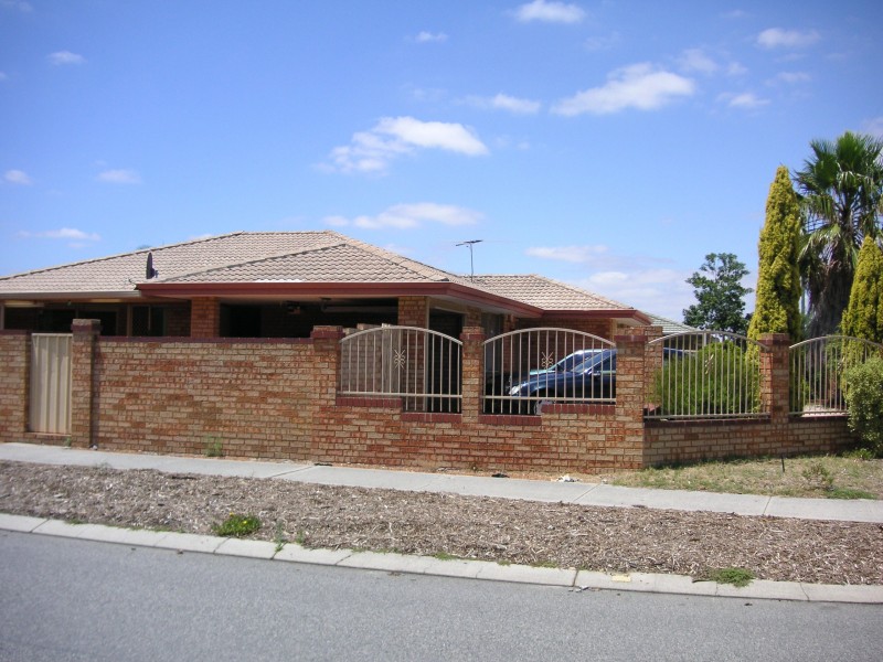 119 Kingfisher Avenue, Ballajura WA 6066