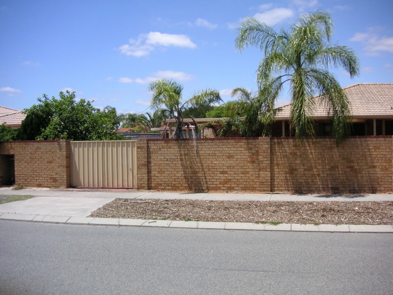 119 Kingfisher Avenue, Ballajura WA 6066