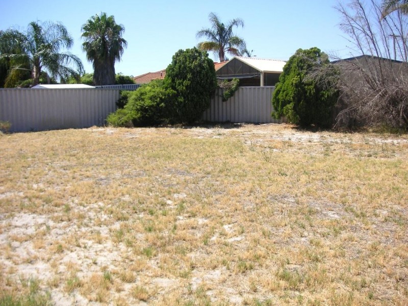 30 Darwin Crescent, Beechboro WA 6063