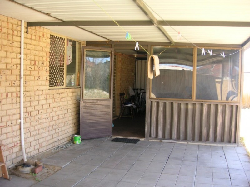 30 Darwin Crescent, Beechboro WA 6063