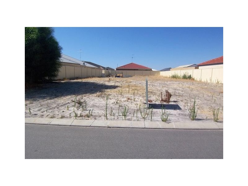 19 Sharperton Drive, Dudley Park WA 6210