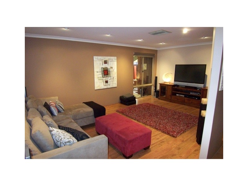 14 Stuart Crt, Bateman WA 6150